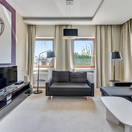 Executive Apartment With Sauna By Grand Apartments 索波特 外观 照片