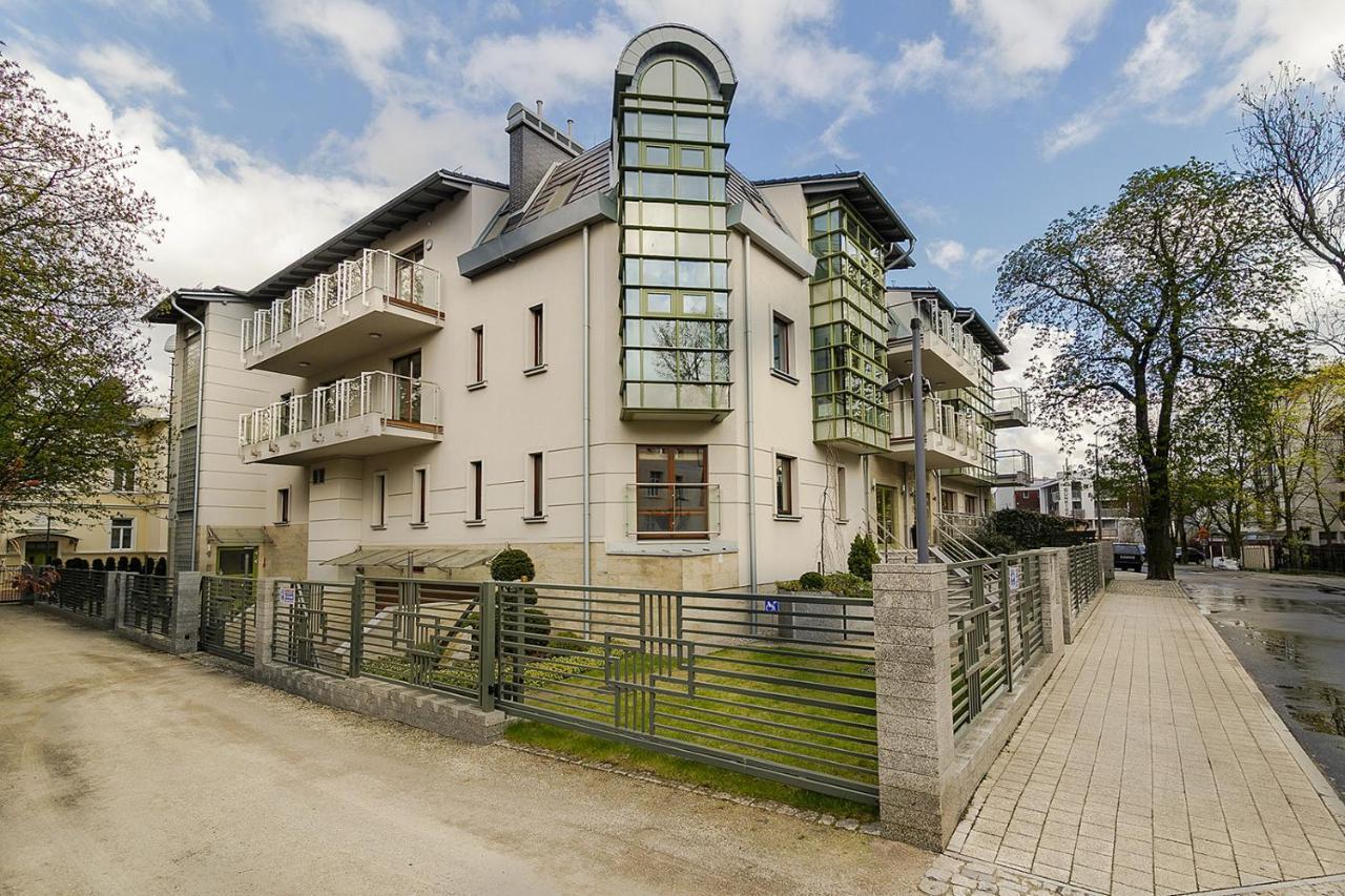 Executive Apartment With Sauna By Grand Apartments 索波特 外观 照片